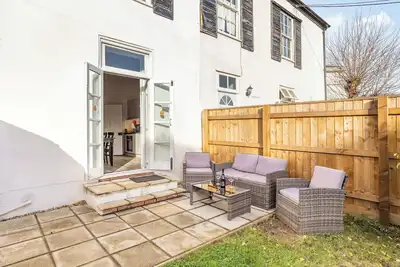 Image de 3 chambres à coucher à Torquay