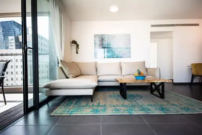 Image de ^Sarona Summit^ - 21st floor with Amazing view. City centre