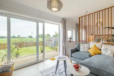 Image de 1 chambres à coucher à Ingham, near Stalham