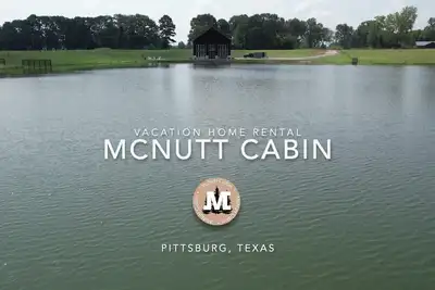 Image de Beautiful and spacious home on a private 15 ac. lake in East Texas