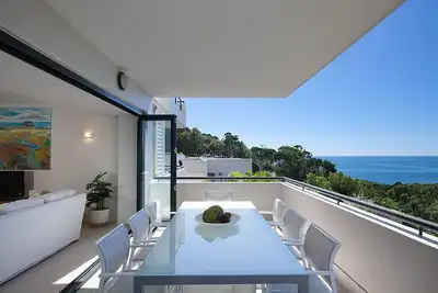Villa 7 Ocean Views, Spacious, Pool