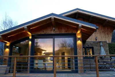 Image de 3 bedroom contemporary chalet, close to centre of Chamonix