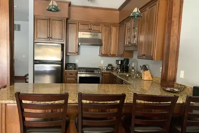 Image de Large 3 Bedroom directly across from Holiday Valley