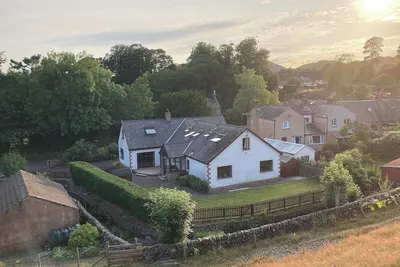 Image de 5 chambres à coucher à Penpont, Thornhill