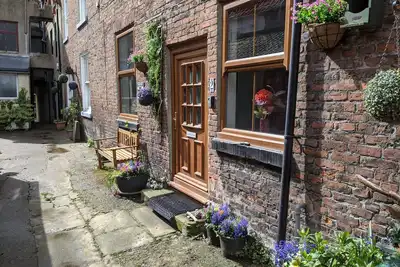 Whitby Holiday Cottage old fishermans residence sleeps 6