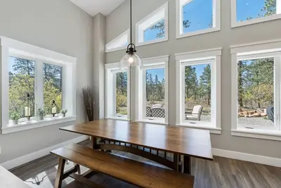 Image de Barndominium, Privacy, Family Retreat!