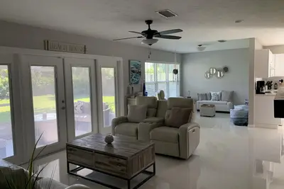 Image de Red Sunset Casita, Mins to Anna Maria Island! Lots of space a boaters Paradise!