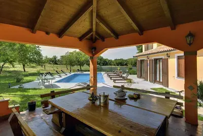 Image de Villa avec piscine, sauna et fitness