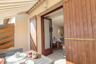 Image de Confortable appartement pour 4 personnes avec Wifi, Tv, terrasse et parking