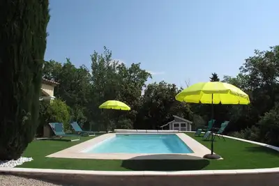 Image de Merveilleuse maison de vacances privée pour 6 personnes avec Wifi, piscine privée, Tv et terrasse
