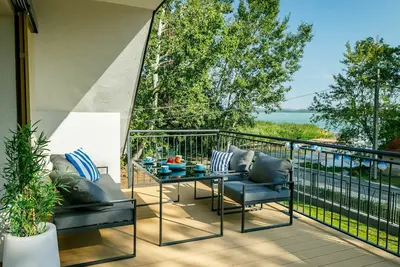 Image de Confortable appartement pour 7 personnes avec climatisation, Wifi, Tv, terrasse et parking
