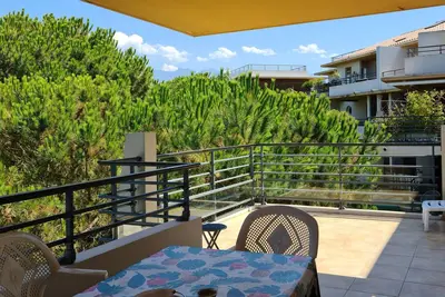 Appartement T4 Standing à Calvi – 95m², Piscine, à 400m de la Plage