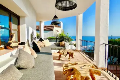 Image de Villa 'Casa Alba' avec vue sur la mer, Wi-Fi et climatisation.