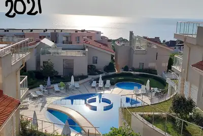Image de Fantastic 3-bedroom holiday villa with sea views on all floors - Sunvillage