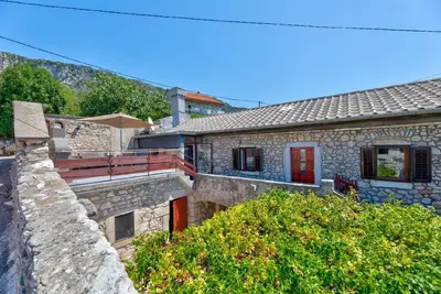 Image de Appartement de vacances Bribir pour 2 - 4 personnes avec 2 chambres Ă coucher - Appartement de vacan