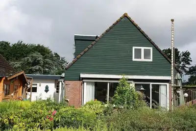 Image de Maison près du lac Oosteruine et de la mer du Nord