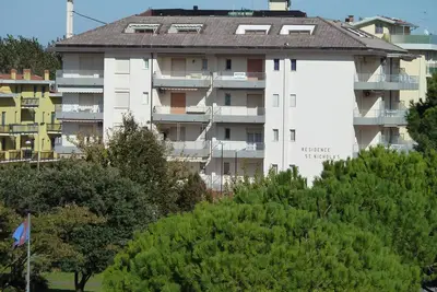 Image de Studio avec balcon, à seulement 150m de la mer
