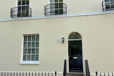 Beautiful Georgian Duplex