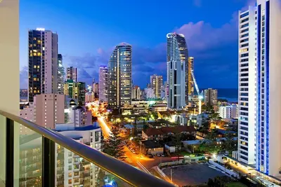 Image de Modern 2 Bedroom Apartment in Sierra Grand - CoastHM
