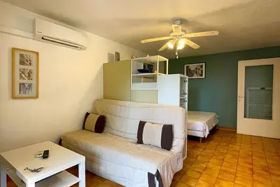 Image de Joli Studio Avec Balcon Proche De La Plage