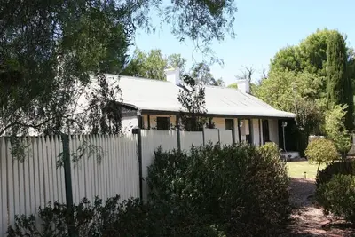 Image de Miss Mabel Cottage · Burra - Historic