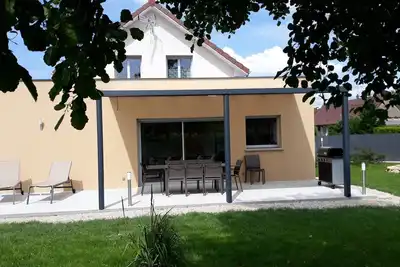 Image de 4 Bedroom Private vacation home in Savigny-en-Revermont