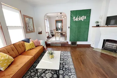 Image de Riverside Home W/ Fenced yard + Weekly Discounts!