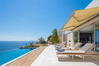 Image de Luxury Villa Pharia Grande with Pool