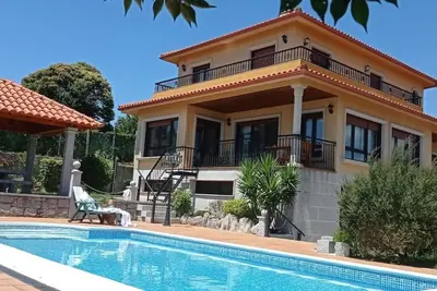 Image de Itxi y Jamin - Casa con Piscina y Vistas a la Ria de Vigo