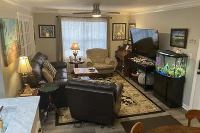 Image de Secluded 3 bed 2 bath condo close to Memorial Park, Five-points, & Uga in Athens