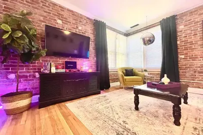 Image de The Dim Light Lower Town Luxury Boutique Condos