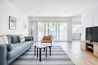 Image de Impeccable Cupertino 2br, w/ Gym, Pool, W/D, walk to Apple, by Blueground