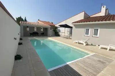 Image de Villa 8 personnes avec piscine et climatisation, salle de jeux pour les enfants