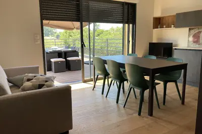 Image de Au coeur du Bassin d'Arcachon, appartement entièrement rénové avec terrasse 30m²
