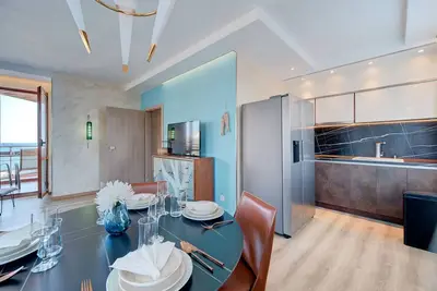 Image de One of a kind Smart Home Beachfront Apartment @Dolphin Luxury Beach
