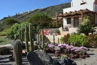 Image de Absolute Peace in a beautiful setting - south villa