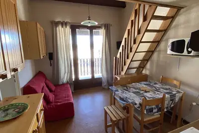 Image de Charmant studio cabine mezzanine pour 4 personnes, proche centre, casier Ă skis