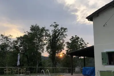 Image de Villa véranda et piscine dans les bois. . proche des lieux culturels et naturels