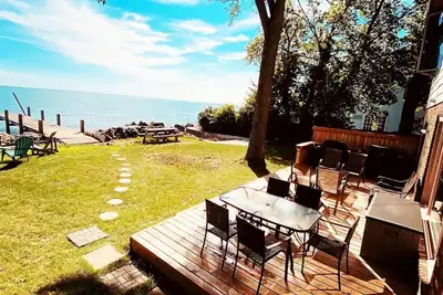 Image de Lake Escape Retreat - Onsite Beach Dock Waterfront Boat Ramp