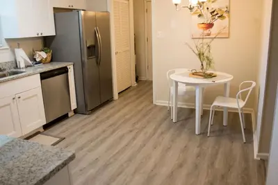 Image de Bewitching Dwelling with Enormous Backyard