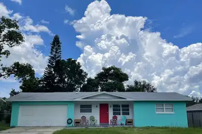 Image de Curly Sunshine – Spacious 4br, 2Bath Retreat in the Heart of Clearwater, Florida