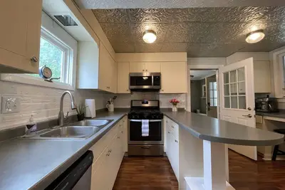 Image de Clover Cottage in Williams Bay - Walk to beach!