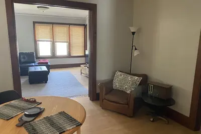 Image de Best Location In Sheboygan! Steps to beach & marina, walk to historic downtown!