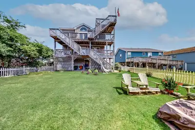 Image de Dog-friendly waterfront getaway with fast WiFi, central A\/C, & a jet ski launch