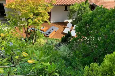 Image de Villa élégante, jardin bucolique, proche golf & plages, 4 étoiles