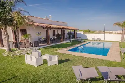 Image de Villa with private pool