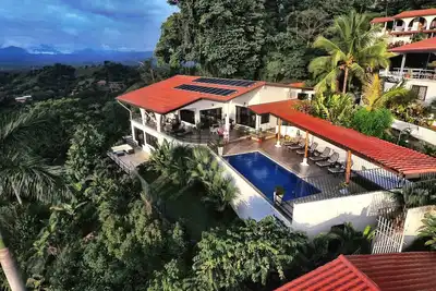 Image de Villa Macaw Luxury 5 Bdrm, Pool, Ocean, Surf & Sunset Views