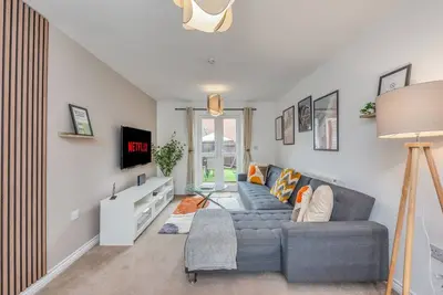 Image de 🌟Oakbridge House with Parking, Garden & Smart Tv🌟