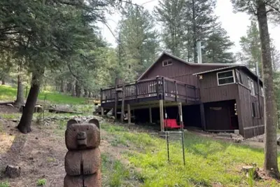 Image de 5 Arrows Cabin, quiet and quaint, backs up to the Nat'l forest!