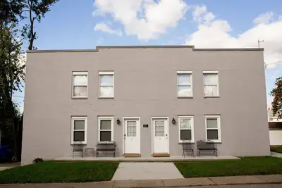 Holland Suites, Suite #4
